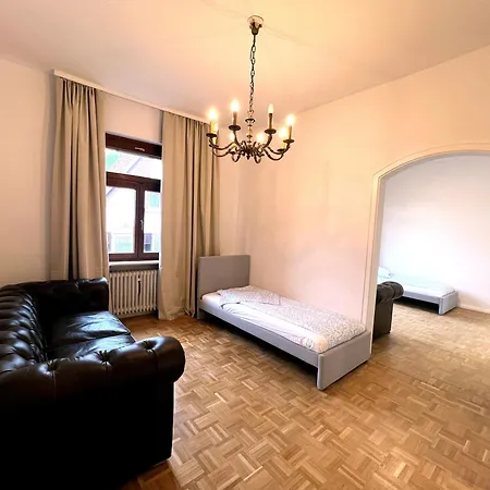 Monteur- & Familienapartment 6 Personen Offenbach am Main